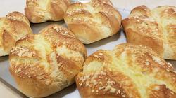 Juustoporkkanaleip&auml;