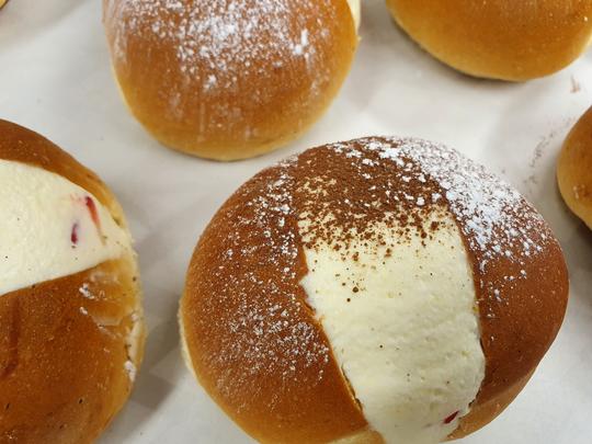 Italialainen kermapulla