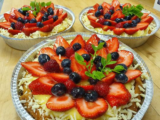 Kauramurokakku, marjoilla